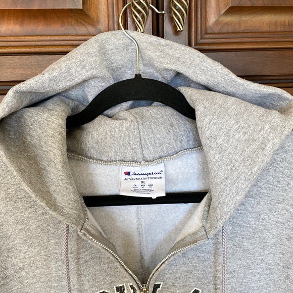 MARYLAND Sweatshirt - Picture 3 of 9